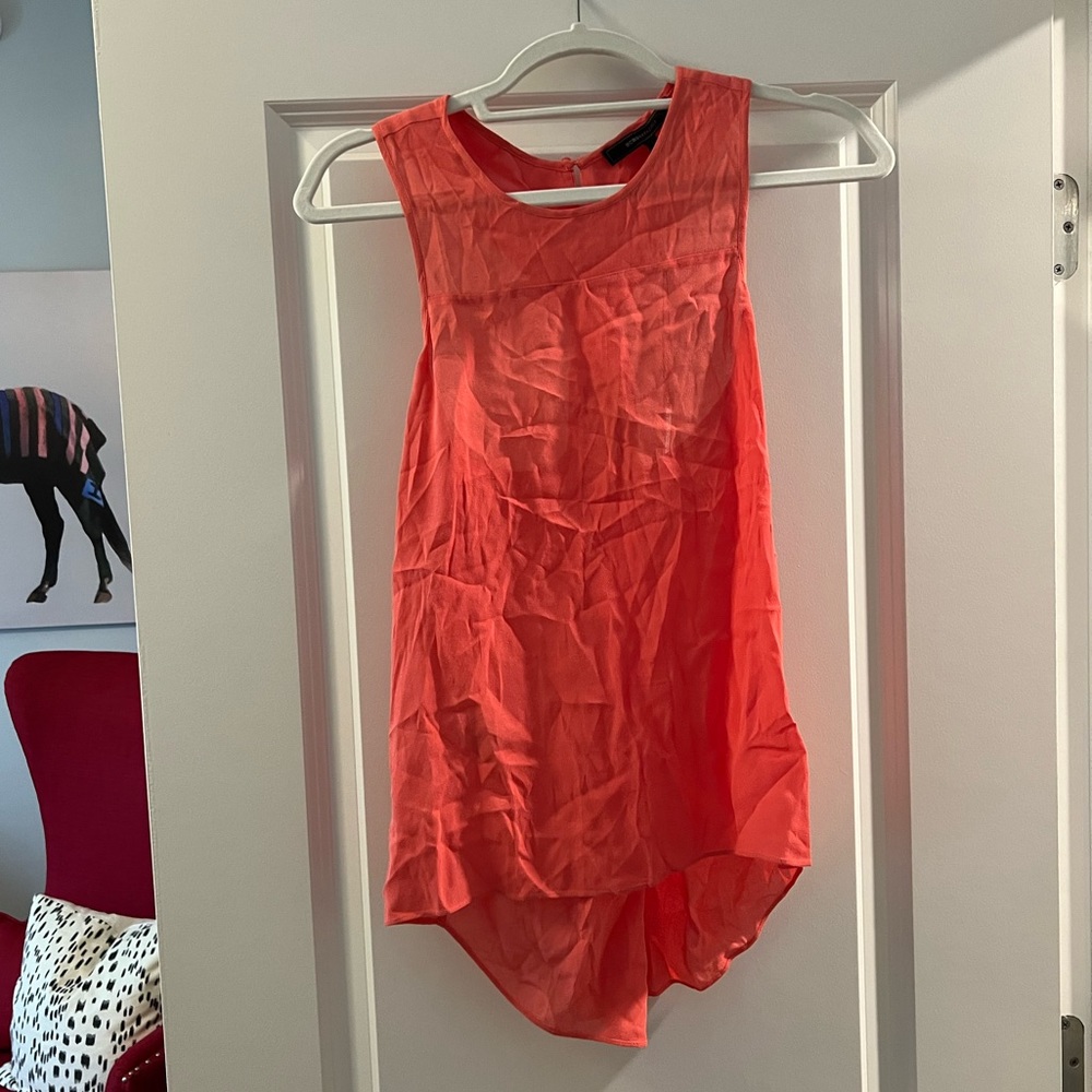BCBG coral top